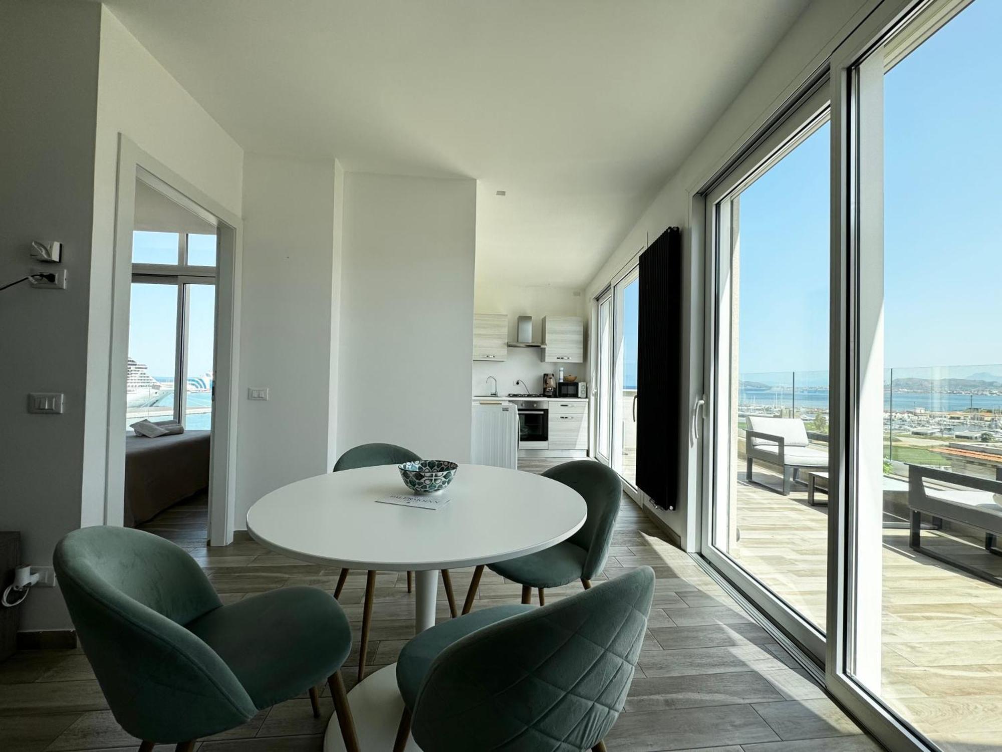 Palermo Inn Marina Exclusive View Bagian luar foto