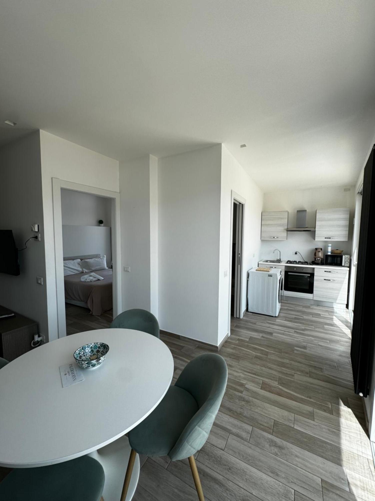 Palermo Inn Marina Exclusive View Bagian luar foto