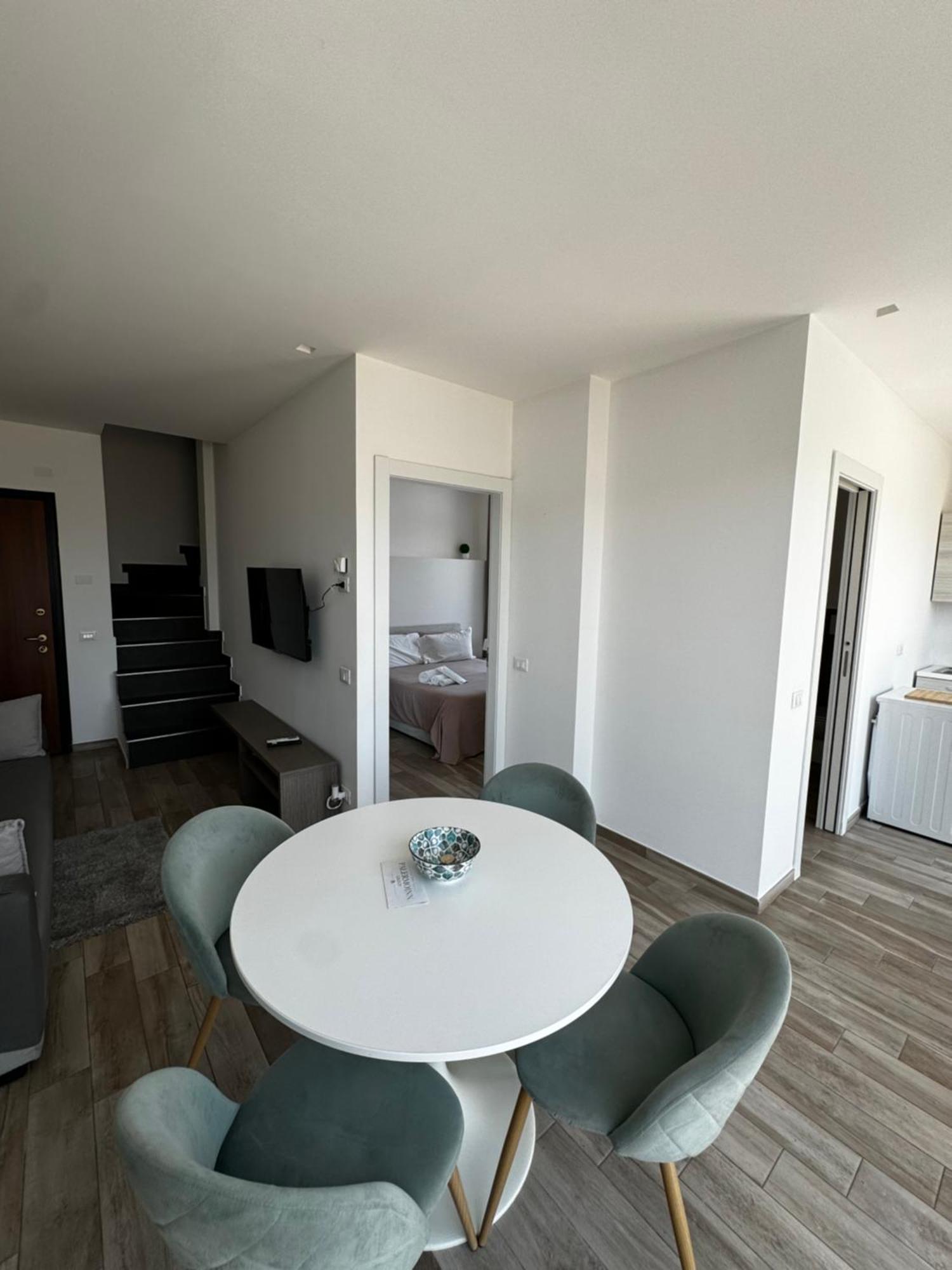 Palermo Inn Marina Exclusive View Bagian luar foto