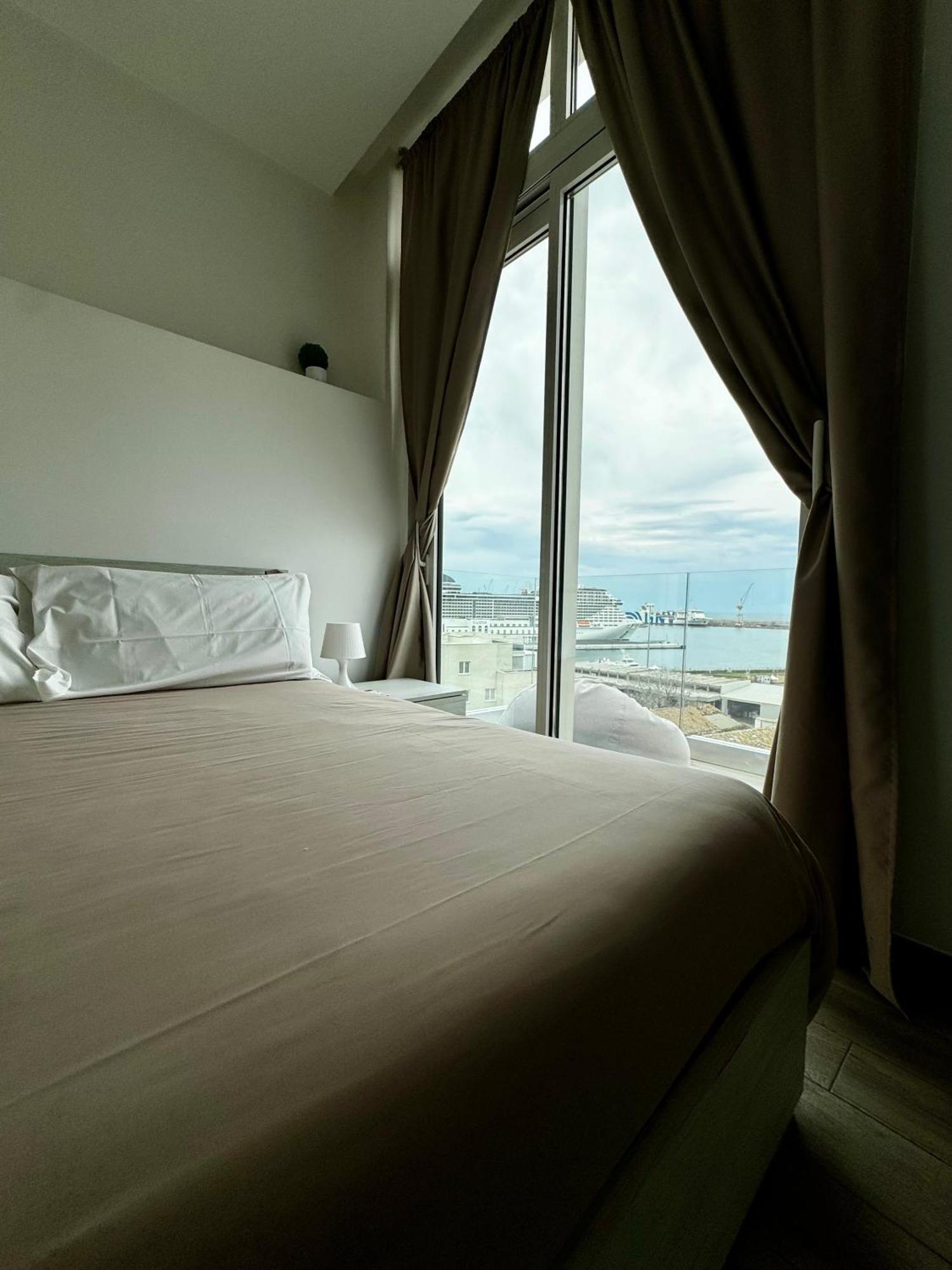 Palermo Inn Marina Exclusive View Bagian luar foto