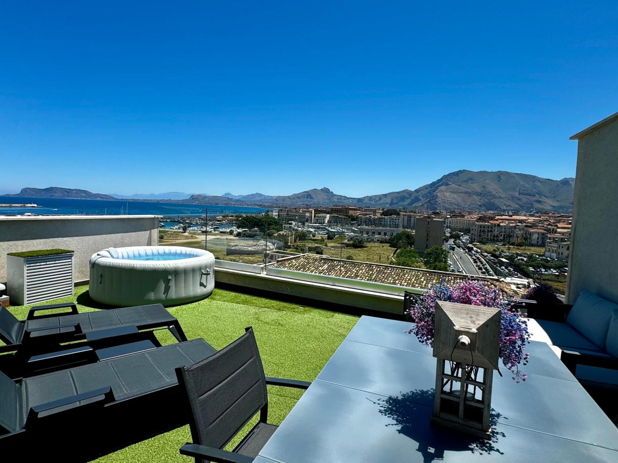 Palermo Inn Marina Exclusive View Bagian luar foto