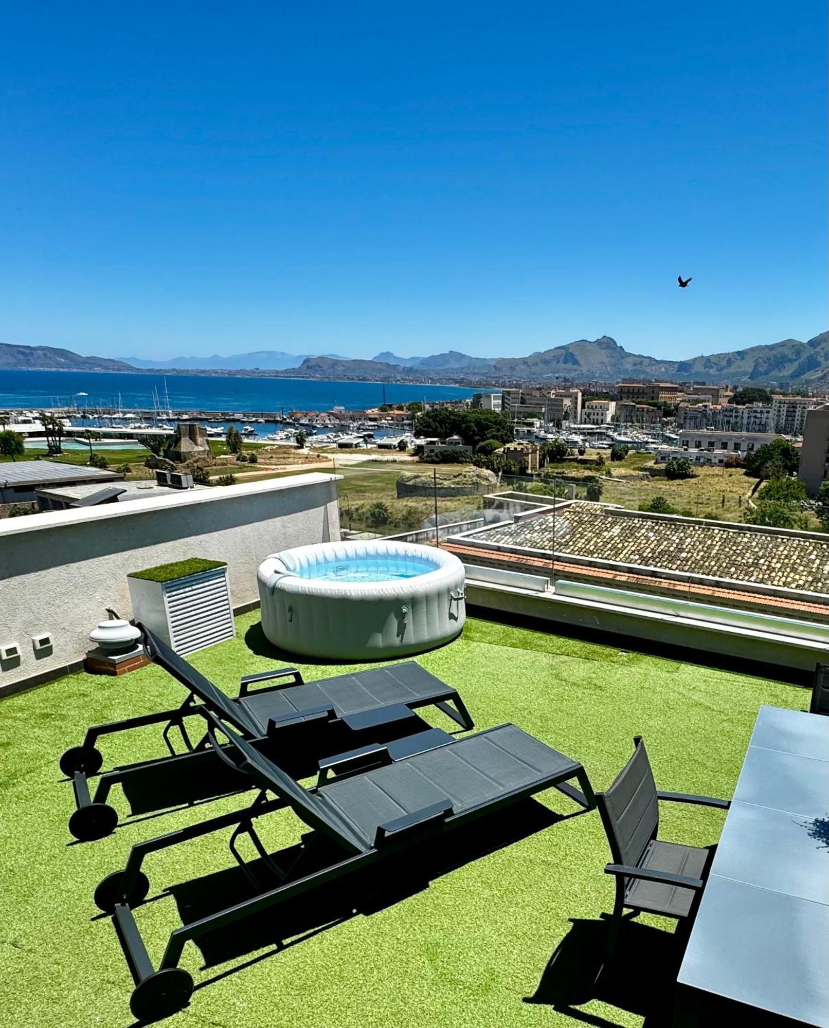 Palermo Inn Marina Exclusive View Bagian luar foto