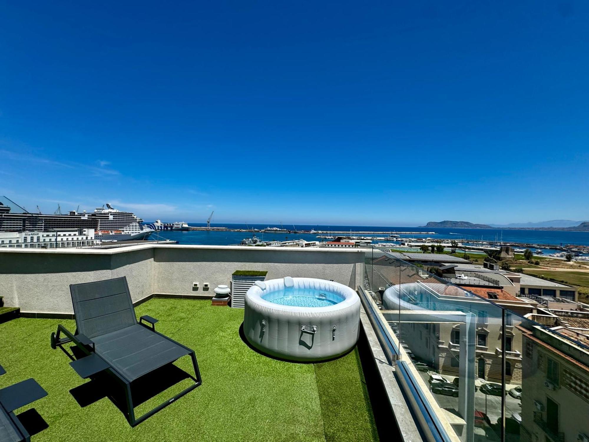 Palermo Inn Marina Exclusive View Bagian luar foto